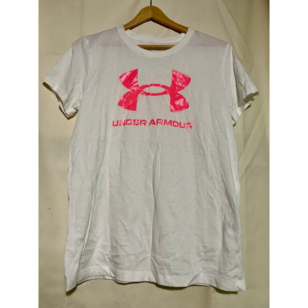 Under Armour White Tshirt Women’s Size Medium.